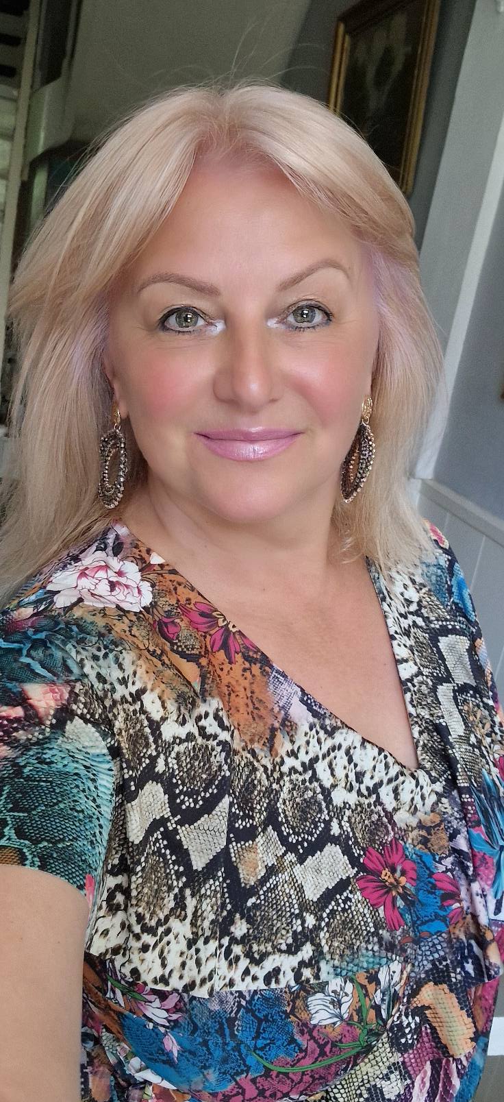 Schimbarea la față