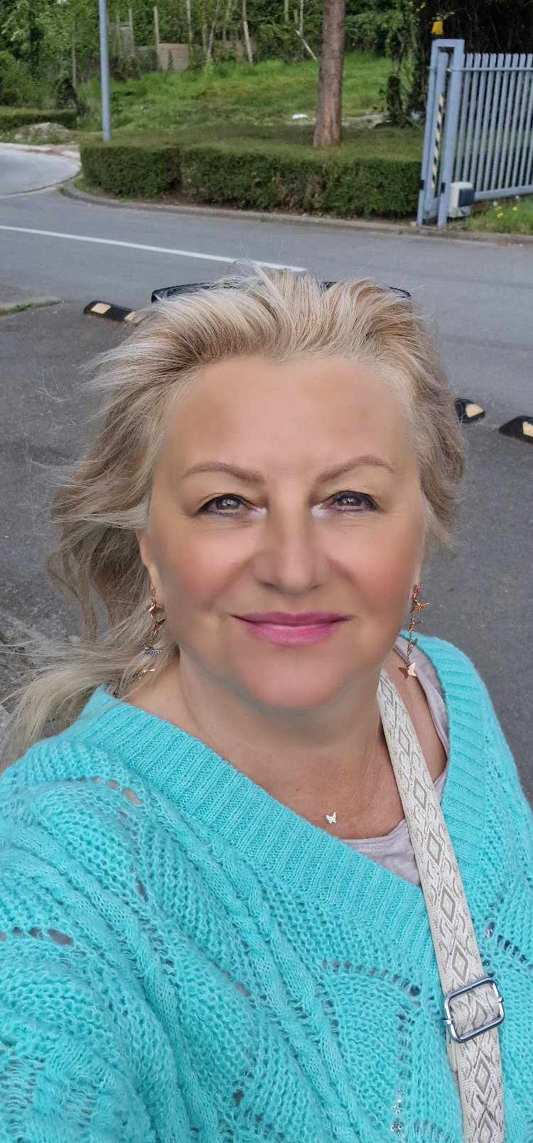 Dumnezeu ne iubește